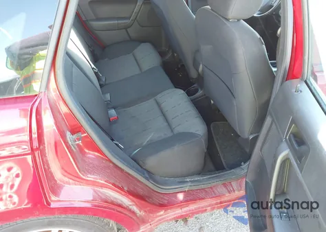 2011 Ford Focus Se из США, поврежденный, VIN 1FAHP3FN4BW109621